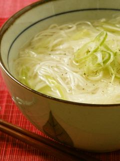 具は1つ!早いやさしい♪ねぎにゅうめん-レシピのメイン写真