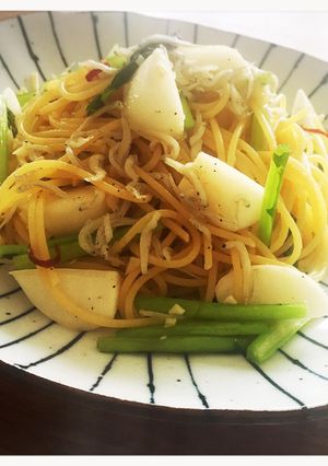 簡単パスタ♡しらすとかぶのペペロンチーノ-レシピのメイン写真
