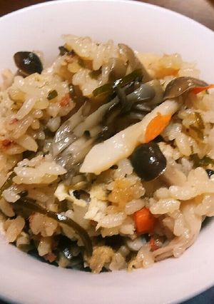 包丁要らず！？きのこの炊き込みご飯-レシピのメイン写真