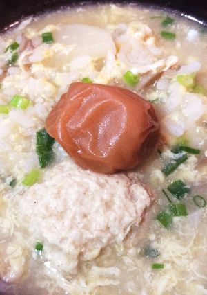 風邪に☆具沢山、鶏団子入り卵雑炊-レシピのメイン写真