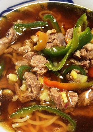 牛すじで青椒肉絲風らーめん-レシピのメイン写真