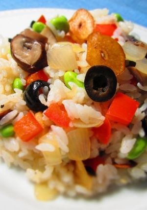 枝豆とパプリカとオリーブの混ぜピラフ♪-レシピのメイン写真