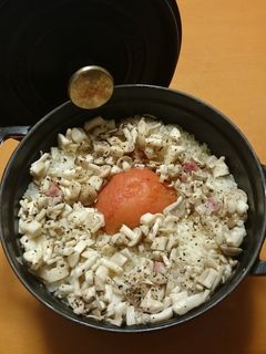 まるごとトマトとキノコのピラフ-レシピのメイン写真