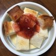 いちごジャムとパンでココットカマン