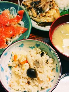 鶏肉とたっぷりキノコの炊き込みご飯-レシピのメイン写真