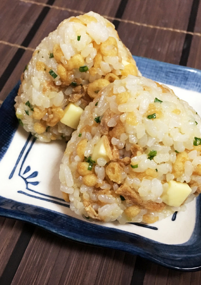 たぬきときつねの仲良しおにぎり-レシピのメイン写真