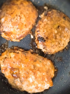 かさ増し✩白菜厚揚げハンバーグ-レシピのメイン写真