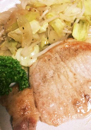 野菜付き豚ロース厚切り焼き-レシピのメイン写真