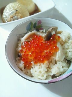 入れるだけ♪鮭と木の子の炊き込みご飯-レシピのメイン写真