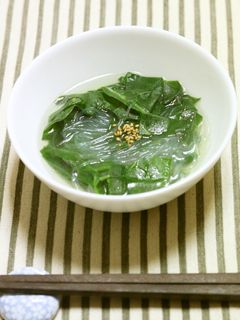 青汁だけじゃない!ケールの春雨スープ-レシピのメイン写真