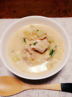 白菜と豚肉のごま豆乳スープ-レシピのメイン写真