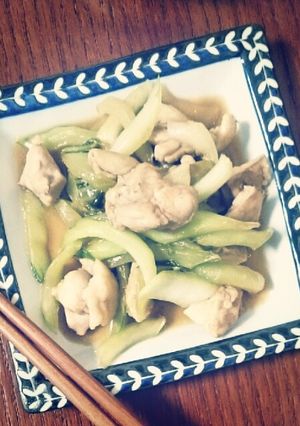 鶏もも肉とﾁﾝｹﾞﾝ菜のｿｰｽ炒め-レシピのメイン写真