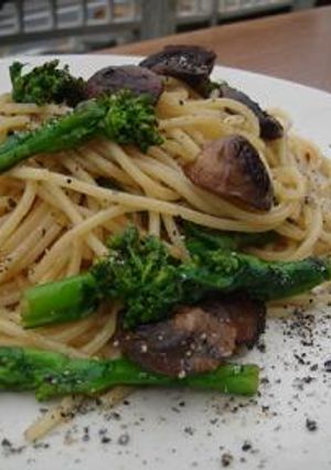 菜の花とブラウンマッシュルームのパスタ-レシピのメイン写真