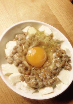納豆豆腐丼卵乗せ-レシピのメイン写真