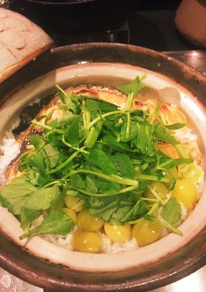 土鍋で秋のご飯 シャケと銀杏とセリ-レシピのメイン写真