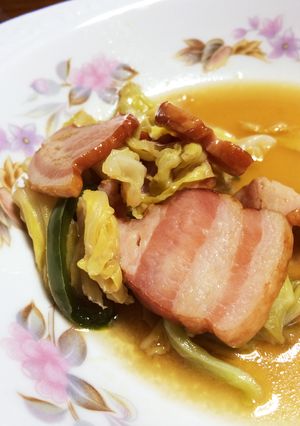 麺つゆだけ⁈キャベツとベーコン炒め煮-レシピのメイン写真