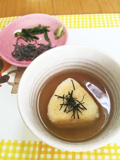《夜食にピッタリ!》焼きおにぎり+だし汁-レシピのメイン写真