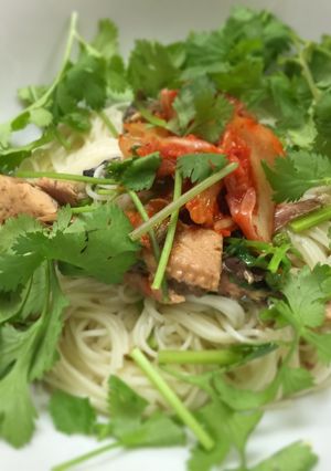 香菜・秋刀魚・キムチの素麺チャンプルー-レシピのメイン写真