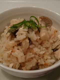 キノコと鶏ささみまるごと炊き込みご飯-レシピのメイン写真