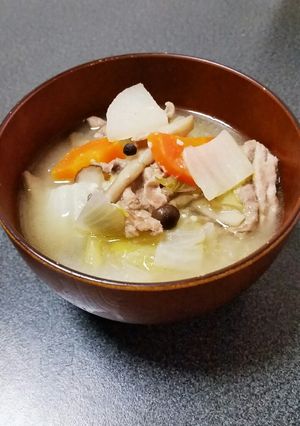 素材の旨味♡塩麹の豚汁-レシピのメイン写真