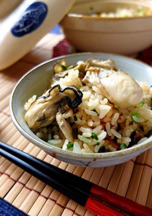土鍋で1合☆プリッと牡蠣飯!【麺つゆ】-レシピのメイン写真