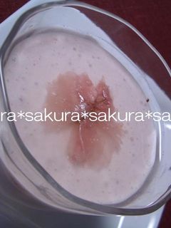 春爛漫♪いちごのムース・桜添え-レシピのメイン写真