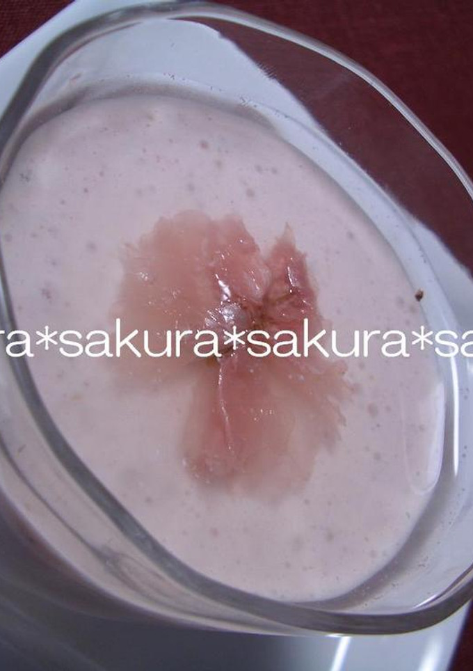 春爛漫♪いちごのムース・桜添え-レシピのメイン写真