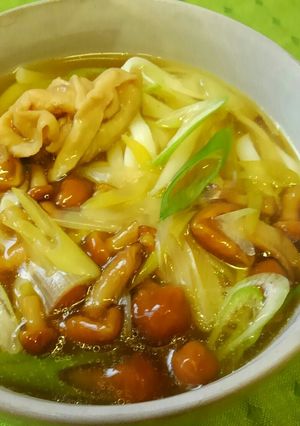 なめこたっぷりトュルントュルン＊うどん-レシピのメイン写真