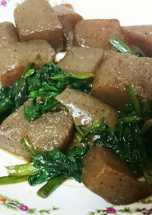 こんにゃくとほうれん草のバター醤油炒め-レシピのメイン写真
