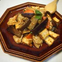 รูปของ 豚肉となすのコチュジャンマヨ炒め♪