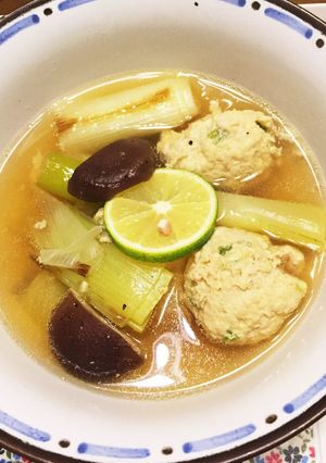 温まる！鶏つくねと焼きネギの和風スープ-レシピのメイン写真