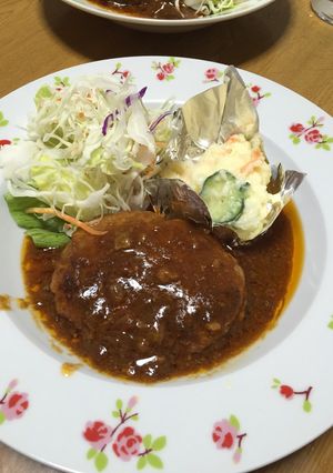 ハヤシソースで簡単煮込みハンバーグ♡-レシピのメイン写真