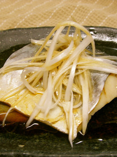 白身魚のレンジ蒸し パチパチごま油がけ-レシピのメイン写真