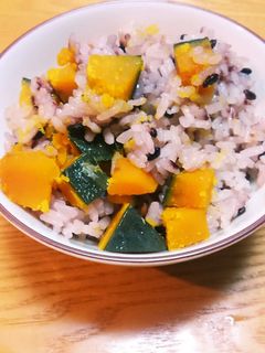 ☆長寿米☆黒米とかぼちゃの炊き込み御飯-レシピのメイン写真