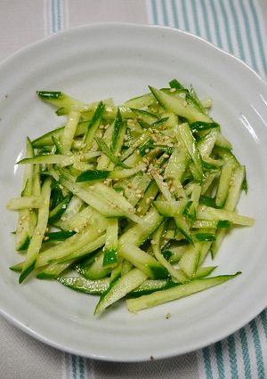 簡単副菜♪キュウリの中華胡麻和え-レシピのメイン写真