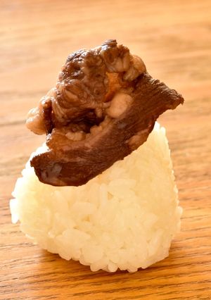 【岩手】牛バラ肉のすきやき風おにぎり-レシピのメイン写真