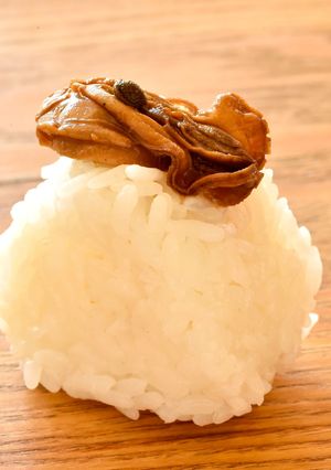 【宮城】牡蠣の有馬煮（実山椒煮）おにぎり-レシピのメイン写真