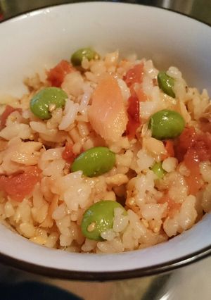 簡単♪鮭ポン☆枝豆☆梅の混ぜご飯♪-レシピのメイン写真