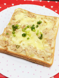 玉ねぎとツナの簡単トースト-レシピのメイン写真
