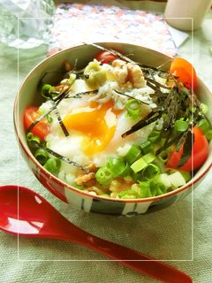 温玉とろろに、しらすと胡桃のっけ発芽米丼-レシピのメイン写真