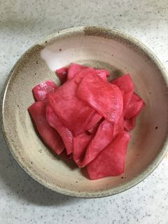 簡単激ウマ!赤カブの甘酢漬け-レシピのメイン写真