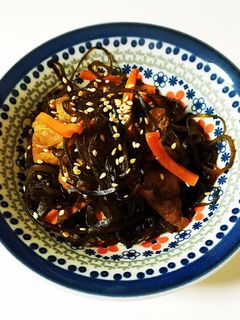 簡単!甘じょっぱい♪切り昆布の煮物-レシピのメイン写真
