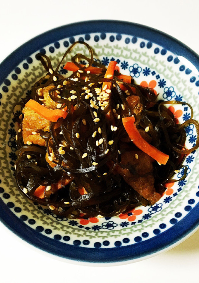 簡単！甘じょっぱい♪切り昆布の煮物-レシピのメイン写真