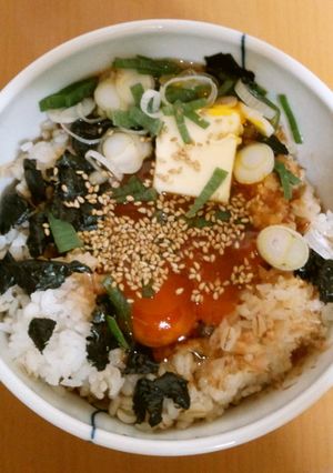 蕎麦つゆバターの漬け卵かけご飯シンプル版-レシピのメイン写真