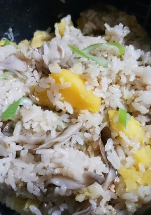 簡単！ねっとり薩摩芋と舞茸の炊き込みご飯-レシピのメイン写真