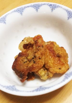鶏皮のパリパリおつまみ♪激うま！簡単！-レシピのメイン写真