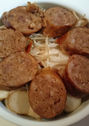 キノコとソーセージのココットマカン-レシピのメイン写真