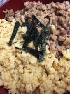 大豆のお肉でそぼろ丼-レシピのメイン写真