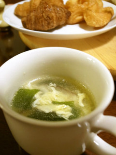 簡単!大分産椎茸とワカメの溶き卵スープ-レシピのメイン写真