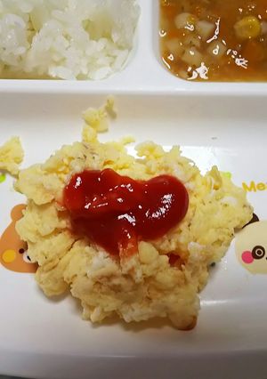 赤ちゃんと一緒に食べるオムレツ-レシピのメイン写真
